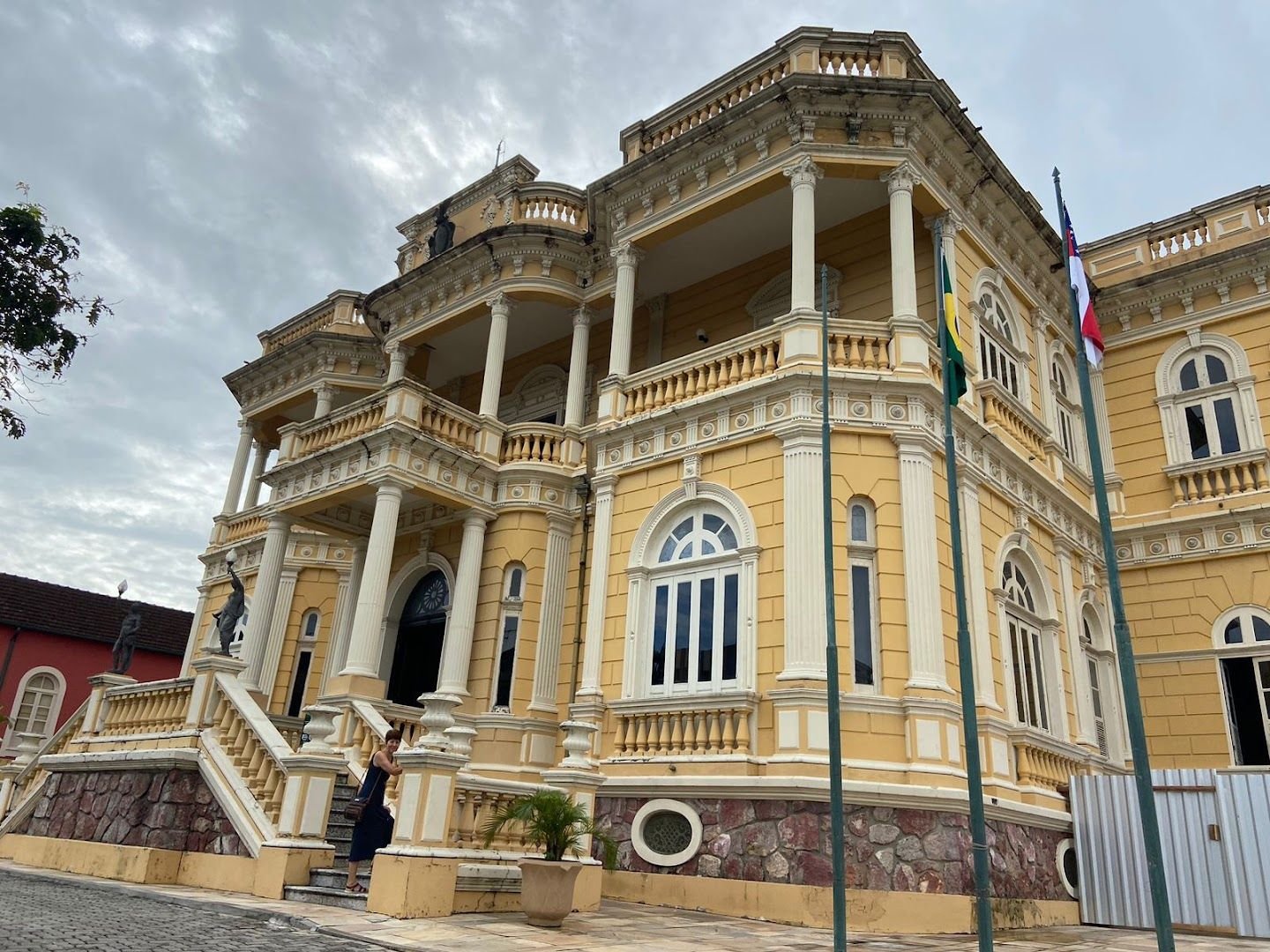 Condominium Traffic Safety: The Debate After Angela Bulbol's Death